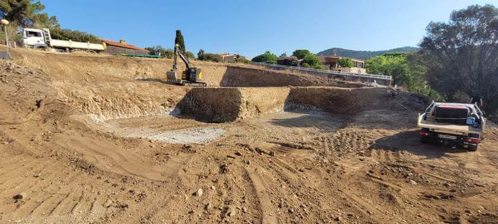 Terrassement maison à étage